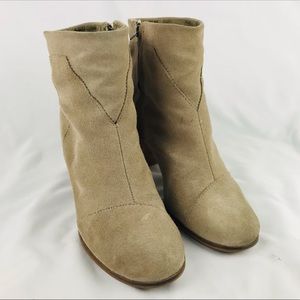 TOMS Tan Suede Ankle Boot Sz 8